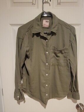 SO Women's XS Olive Button-Down Shirt